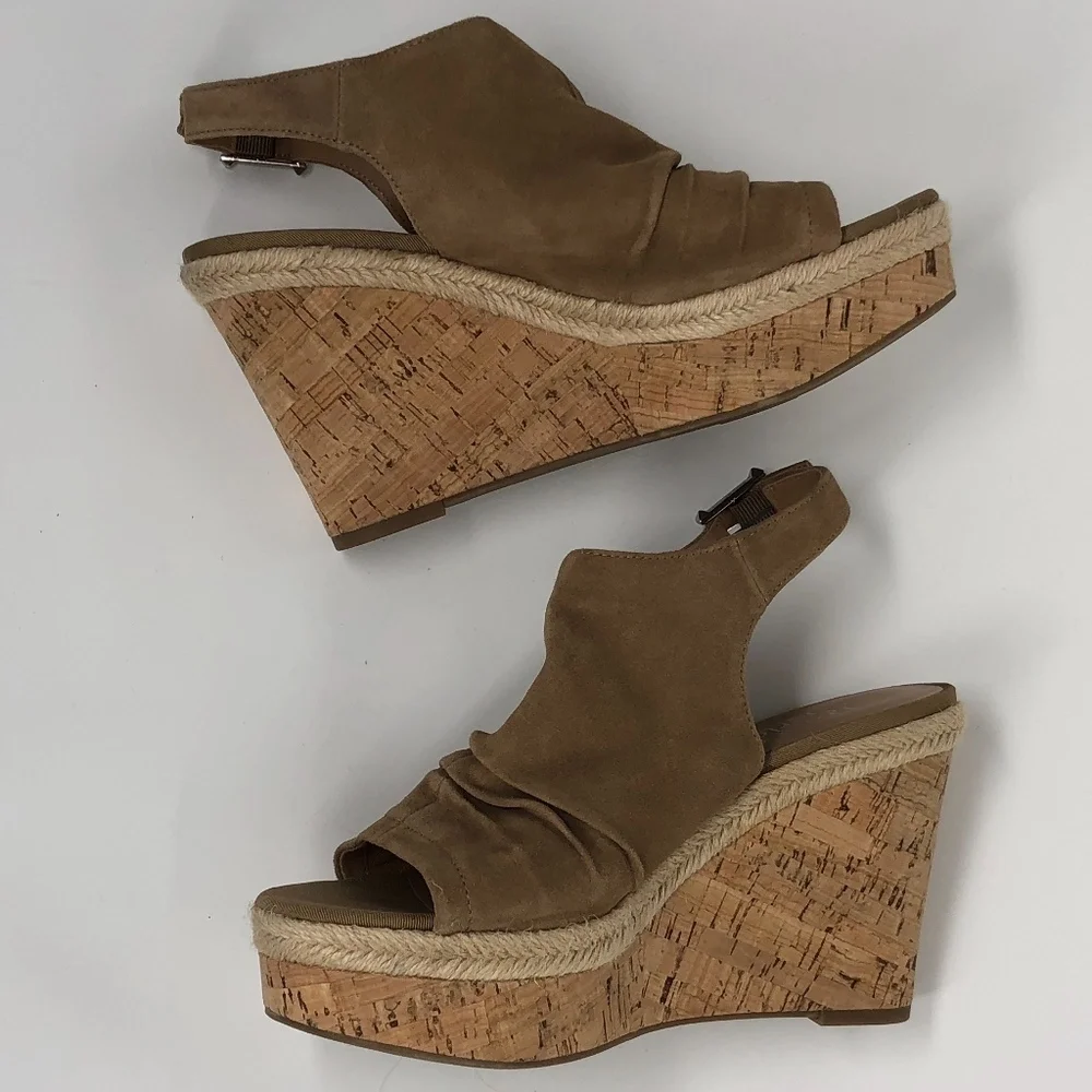 Franco Sarto Tan Trellis Leather 7.5 Wedges